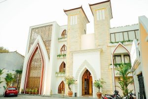 Bali: Meeting Point of Authenticity and Natural Charm