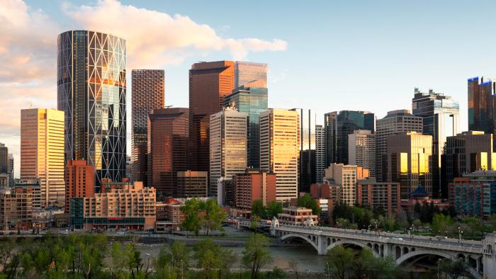 Canada: A Paradise of Nature and the Charm of Modern Cities