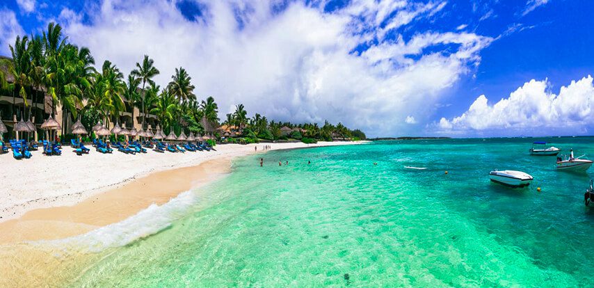Belle Mare Beach – Sunrise Magic
