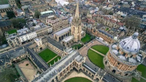 Oxford: The City of Dreaming Spires and Brilliant Minds