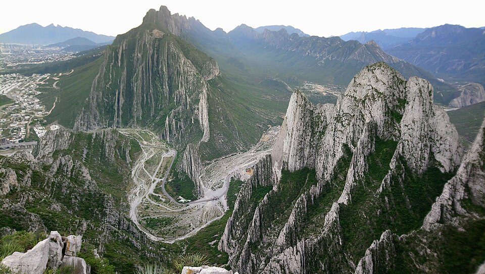 Monterrey Cliffs