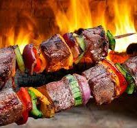 • Brochettes