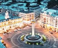 • Old Town & Freedom Square