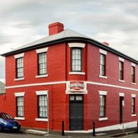 • Budget-friendly: Downtown hostels and serviced apartments make the city accessible for all.