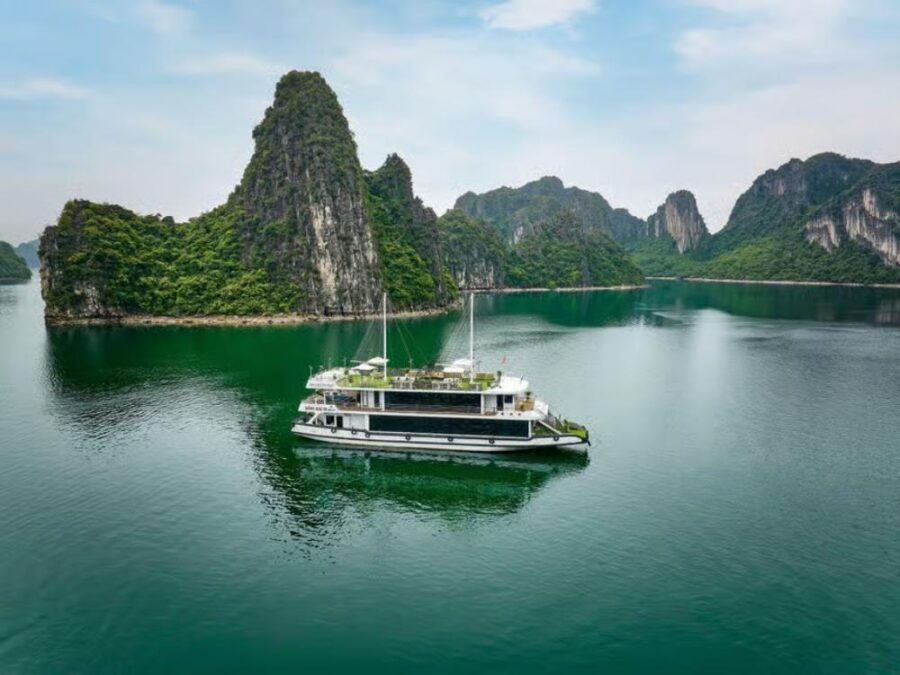 Luxury Halong Bay