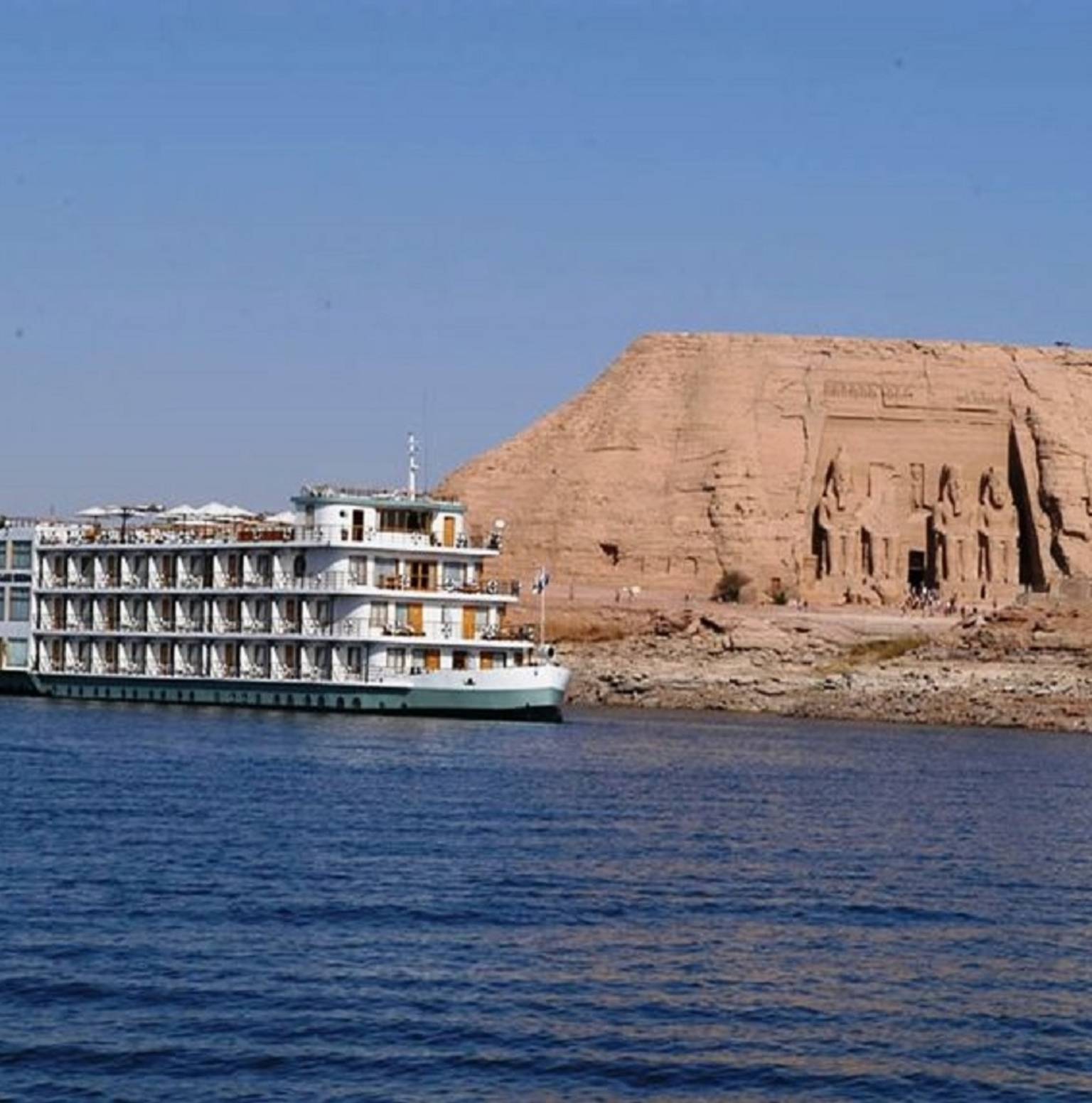 The Nile River Cruise: A Timeless Guide to Egypt’s Ancient Wonders from the Water