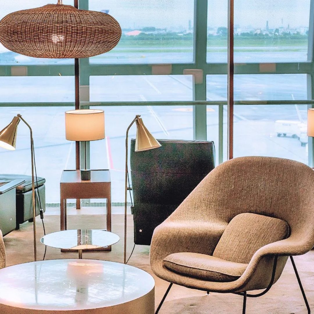 Airport Lounge Access: Relax in Luxury Without a First-Class Ticket