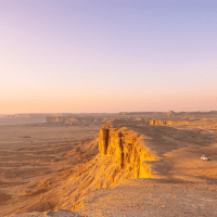 • Edge of the World (Jebel Fihrayn)
