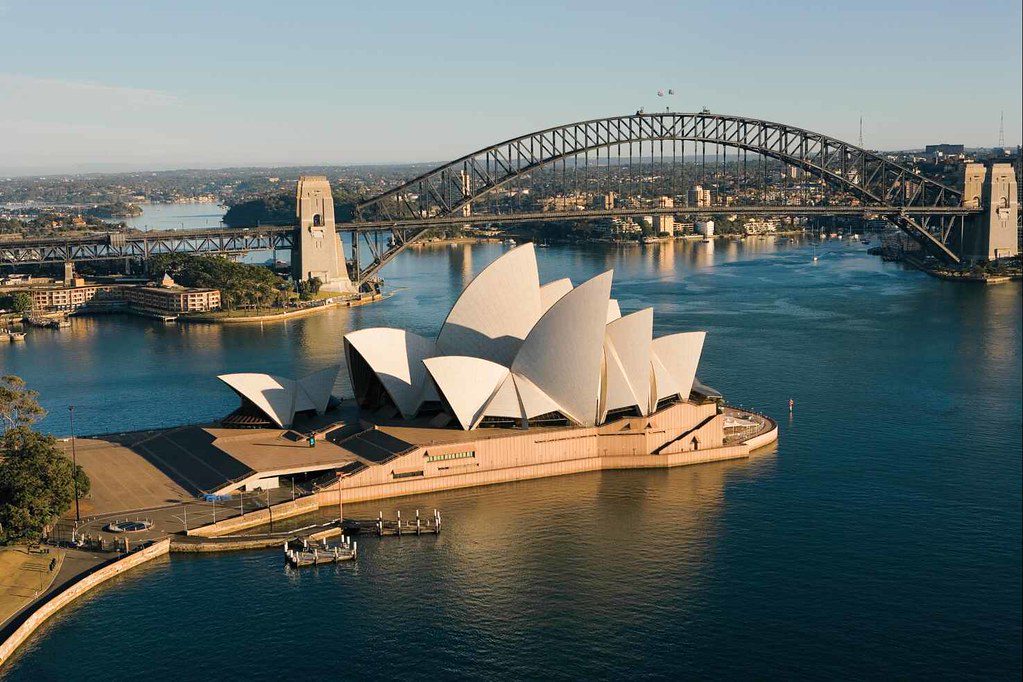 Sydney Harbor Guide