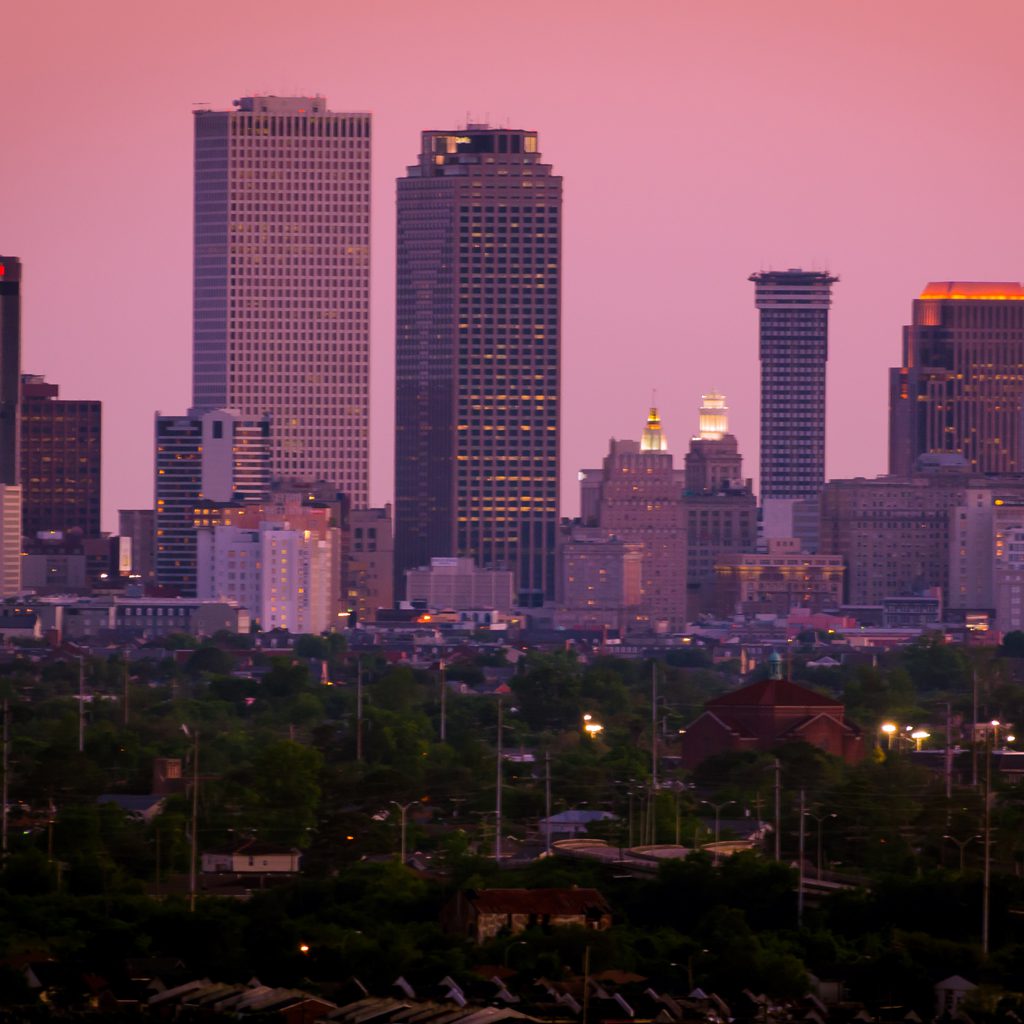 New Orleans Uncovered: A Guide to Jazz History, Creole Cuisine, and Culture