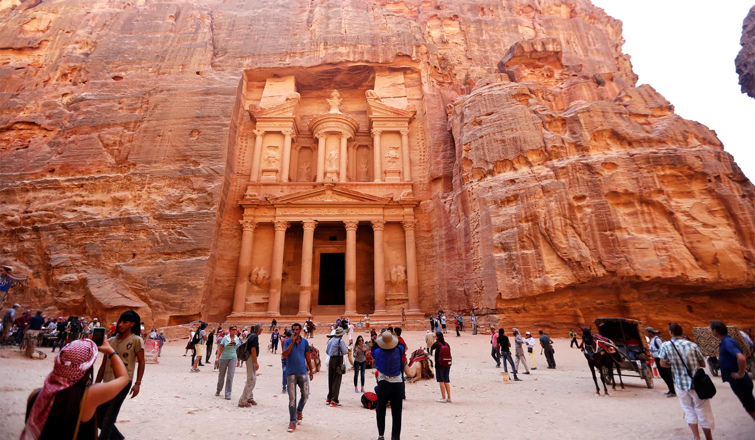 Exploring Petra: Best Routes and Tips