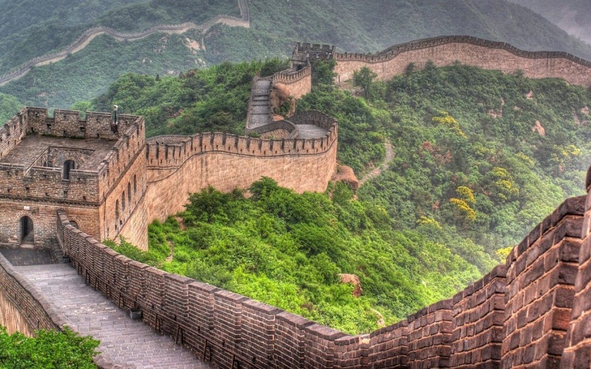 The Great Wall of China: A Marvel Battling Time and Mountains