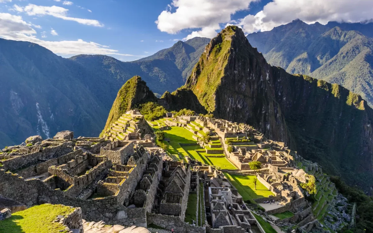 Machu Picchu: Step into the Lost City of the Incas