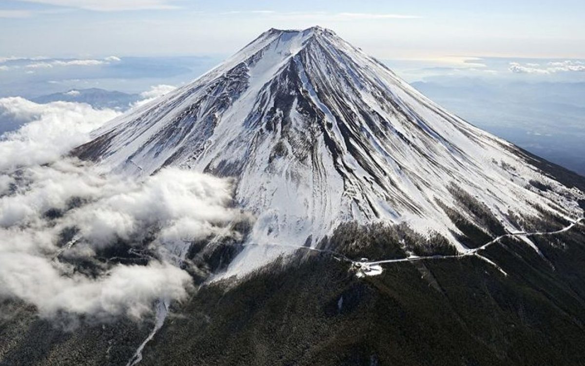 Mount Fuji: Japan’s Symbol and a Legend of Nature