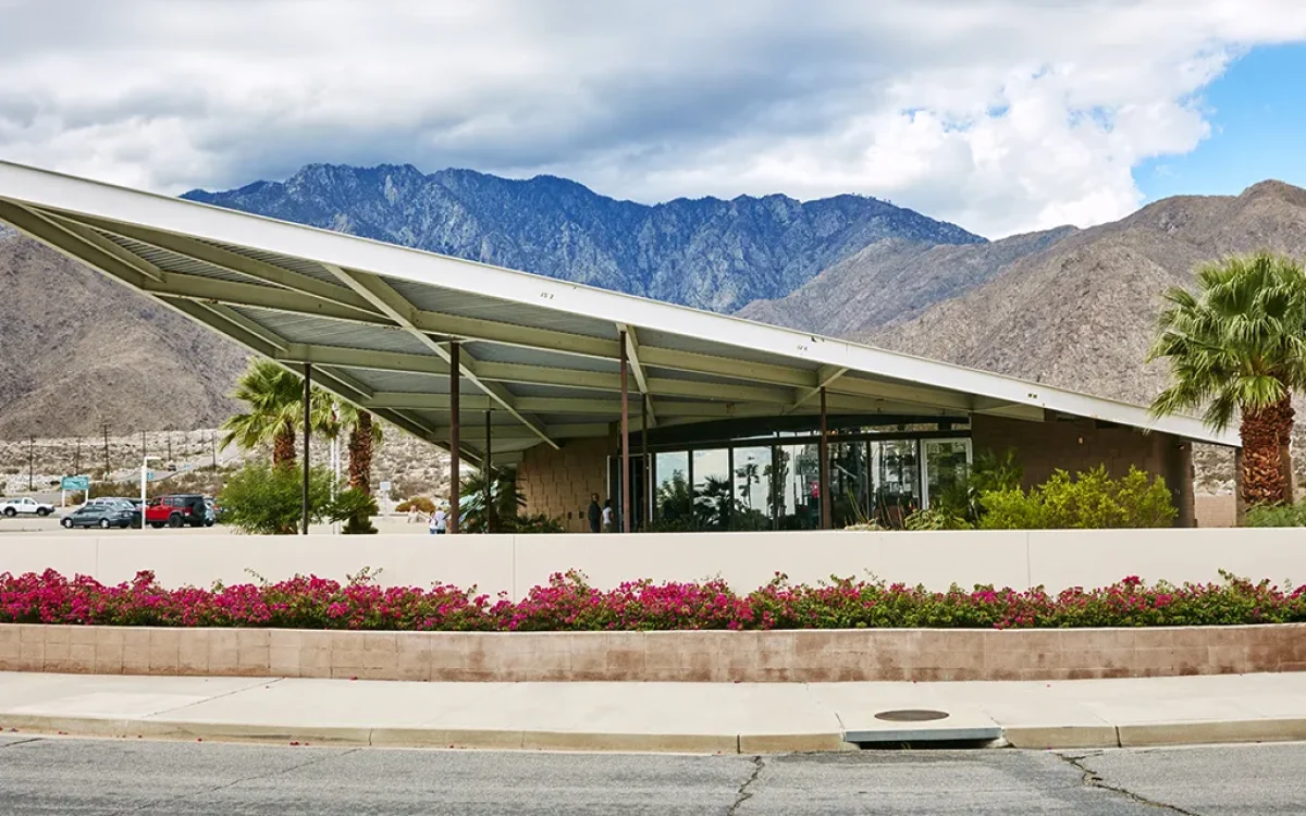 Palm Springs — Where the Desert Breathes Life