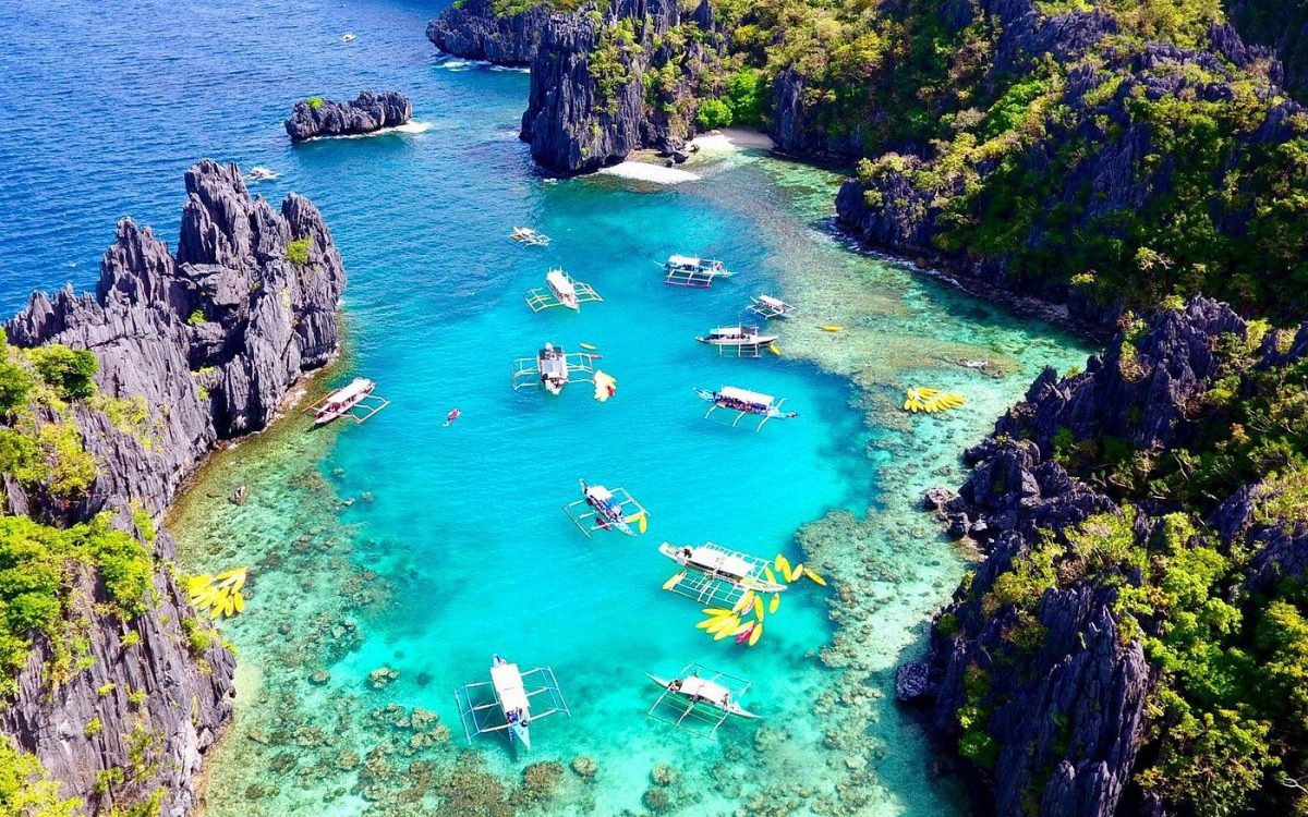 Palawan, Philippines: Exploring the World’s Most Beautiful Islands and Lagoons