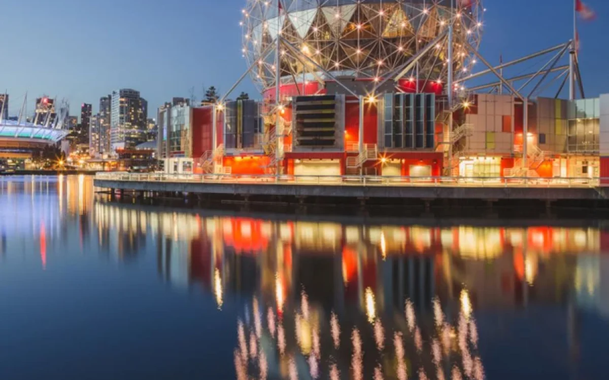 Vancouver Travel Guide: Where Urban Sophistication Meets Wild Canadian Nature